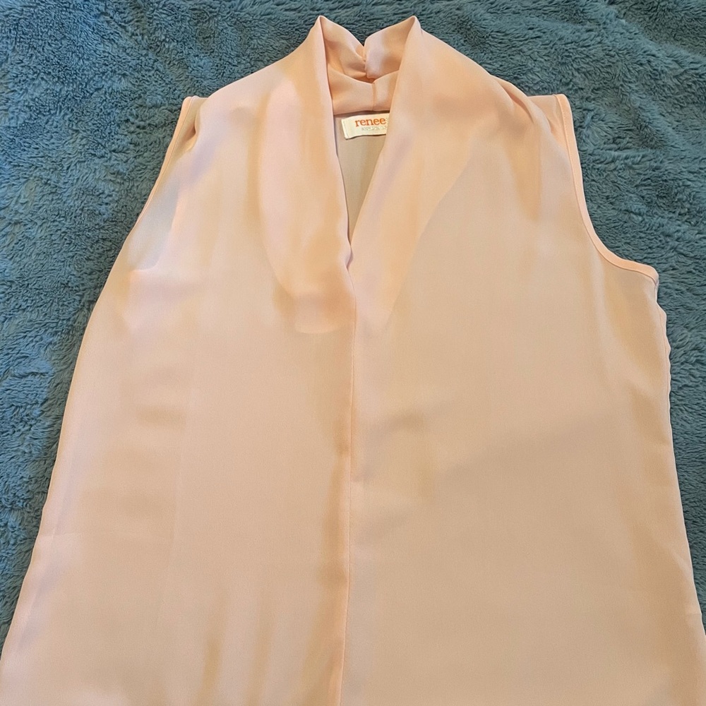 Renee C sleeveless blouse